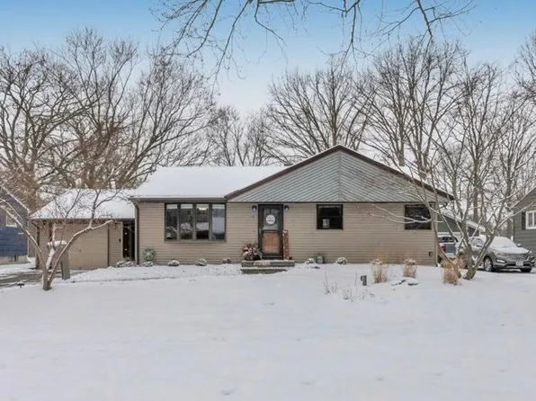 298 Homestead Dr, North Tonawanda, NY 14120