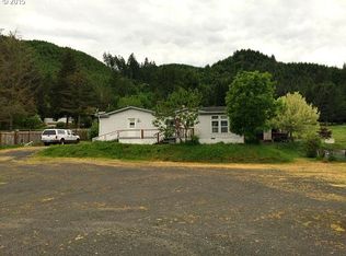 1032 Umpqua Hwy #99, Drain, OR 97435
