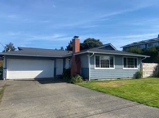 320 S Hazel St, Brookings, OR 97415