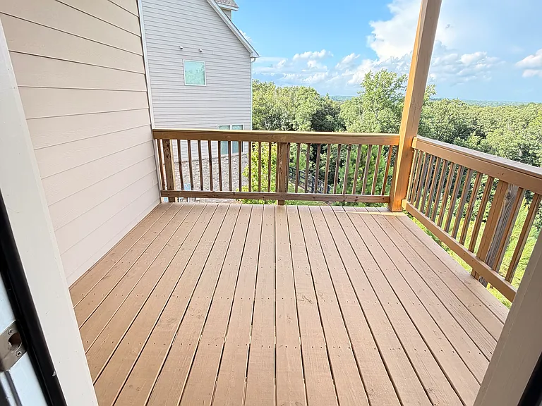 2005 Manor Pointe Dr — Photo 12