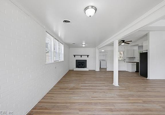 4th image of 124 Allard Rd