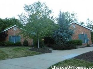 16603 Clayton Rd, Ballwin, MO 63011
