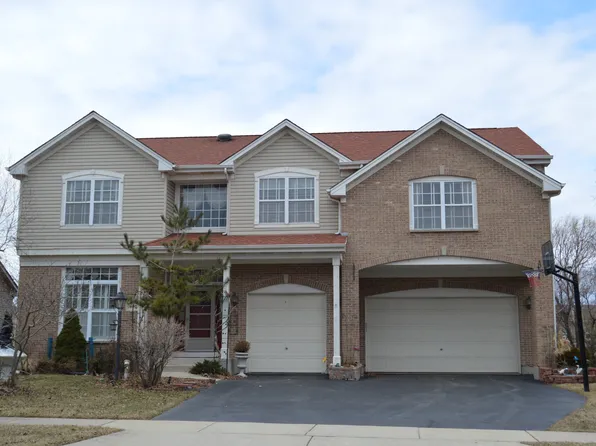 1990 Broadsmore Dr, Algonquin, IL 60102