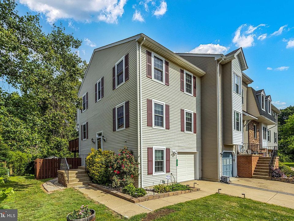1st image of 108 Shaw Ct