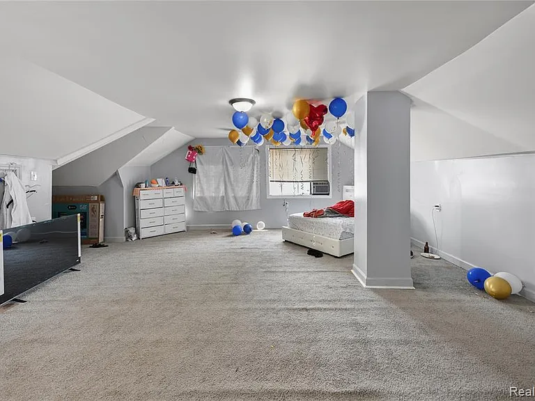 9173 Appoline St — Photo 13