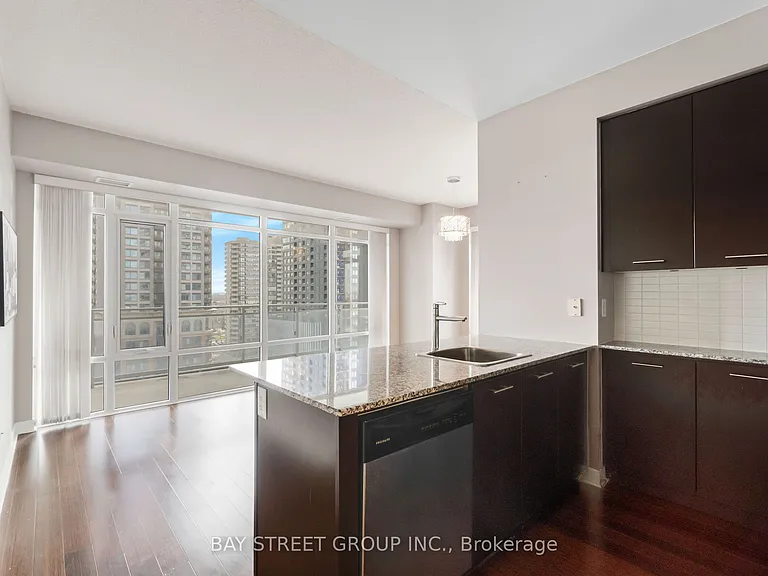 365 Prince Of Wales Dr #1108 — Photo 8