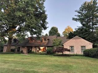 1618 Merryweather Dr, Bethlehem, PA 18015