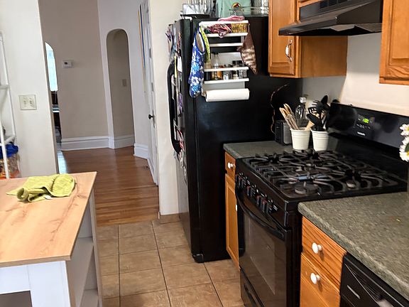 4th image of 630 Neil Ave