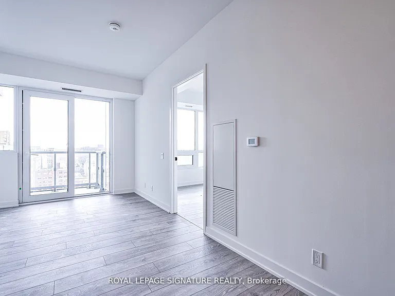 108 Peter St #1622 — Photo 15