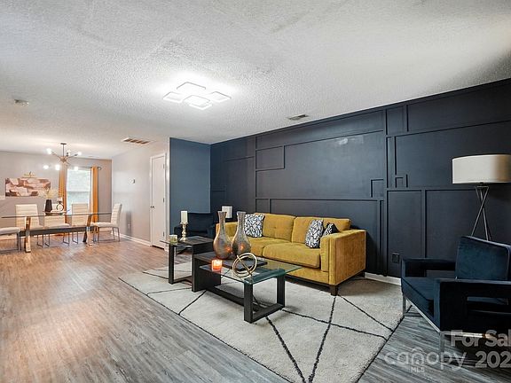 3rd image of 4916 Oak Pasture Ln