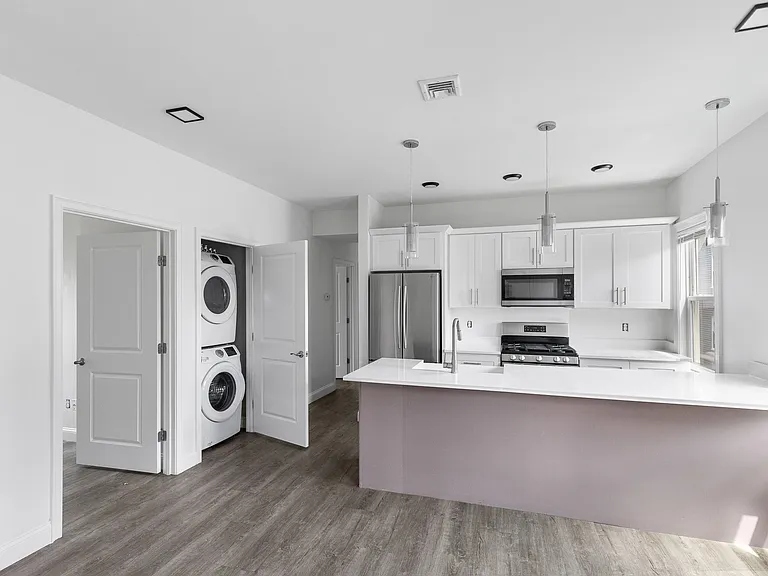 14 Trenton St #STREET2 — Photo 11
