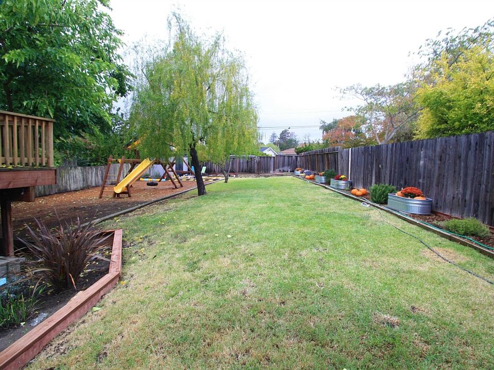 1st image of 3415 Grasswood Dr