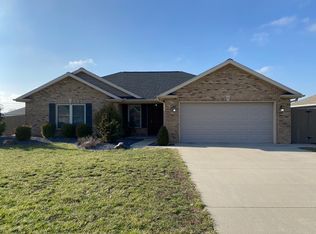 4243 Marywood Dr, Jasper, IN 47546