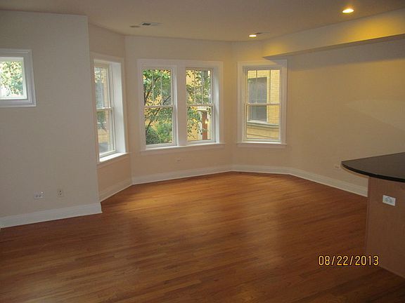 4th image of 713 Mulford St Unit 1B