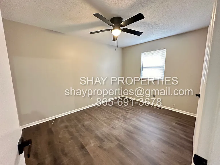 5016 Tenwood Dr — Photo 10