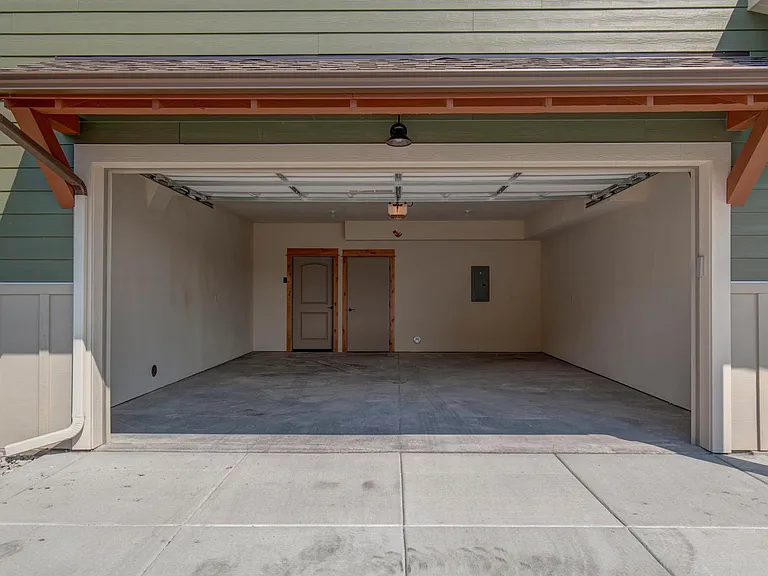 4737 Sherwood Way #D — Photo 4