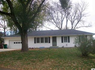 920 NE Hilltop Dr, Topeka, KS 66617