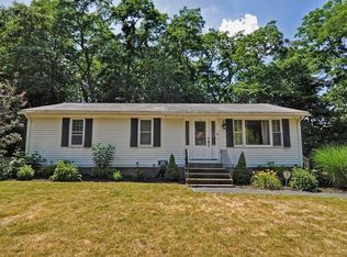 8 Howe Ave, Shrewsbury, MA 01545