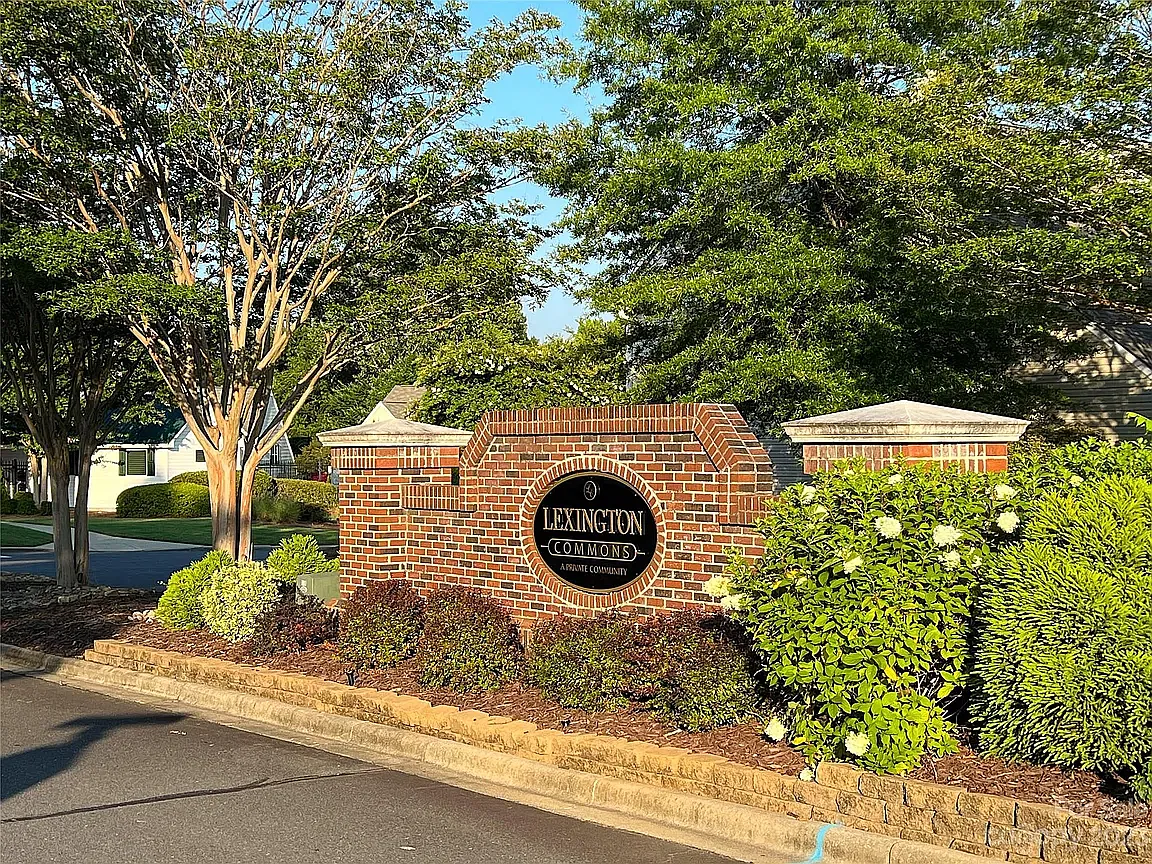 3 bed, 1679 sqft, $2,000 — Photo 2