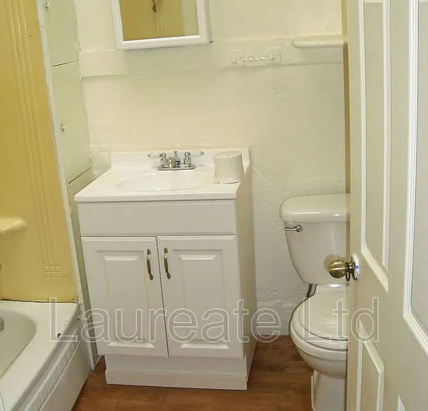 4020 N Lipan St — Photo 5
