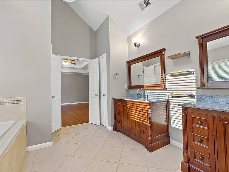 495 Pine Bough Ct — Photo 31