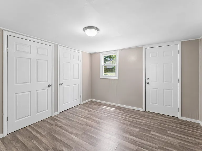 33225 W 83rd St — Photo 20