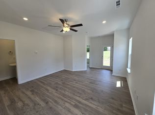 5140 Pace Park Cir #1, Columbia, TN 38401
