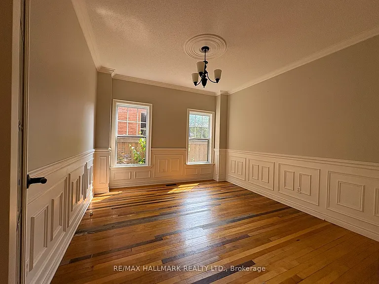 34 Theobalds Cir — Photo 8