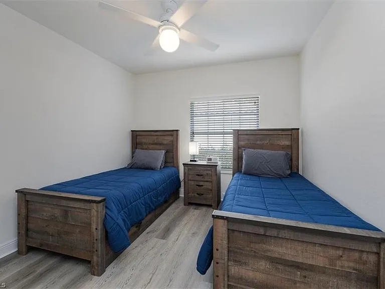 6914 Satinleaf Rd N #103 — Photo 18