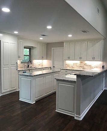 3rd image of 95 Sheryl Dr