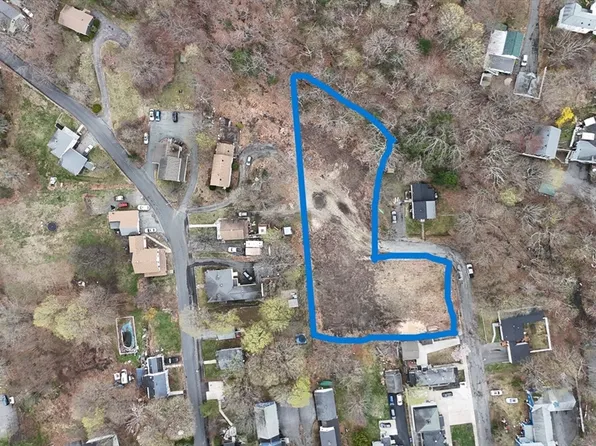 46 Auburn Pl, Athol, MA 01331