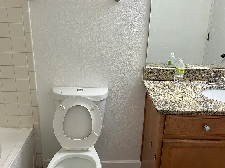 115 112th Ave NE #206 — Photo 10