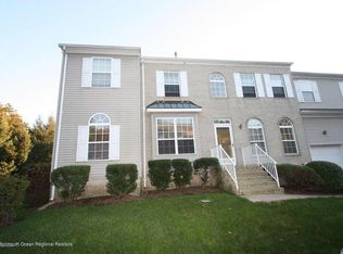 16 Primrose Ct #343, Holmdel, NJ 07733