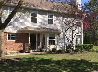 2157 Stirling Ct, Hanover Park, IL 60133