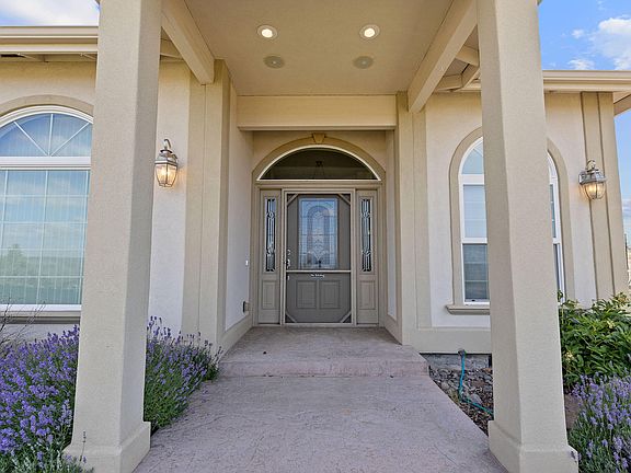 2nd image of 12126 SE View Top Ln