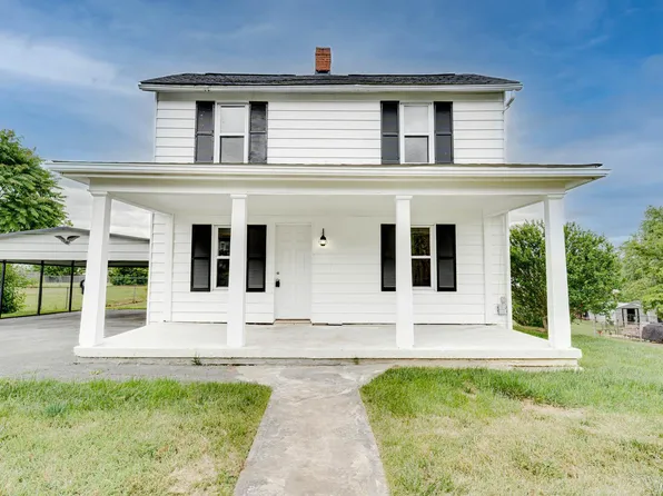 559 Branch St, Strasburg, VA 22657