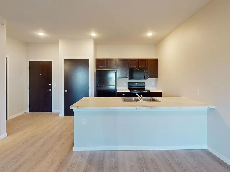 Pioneer Apartments & Townhomes — Photo 15