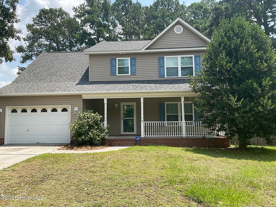 1st image of 529 Raintree Rd