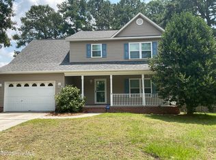 529 Raintree Rd, Jacksonville, NC 28540