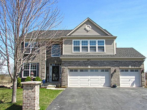 2nd image of 2611 Braeburn Way