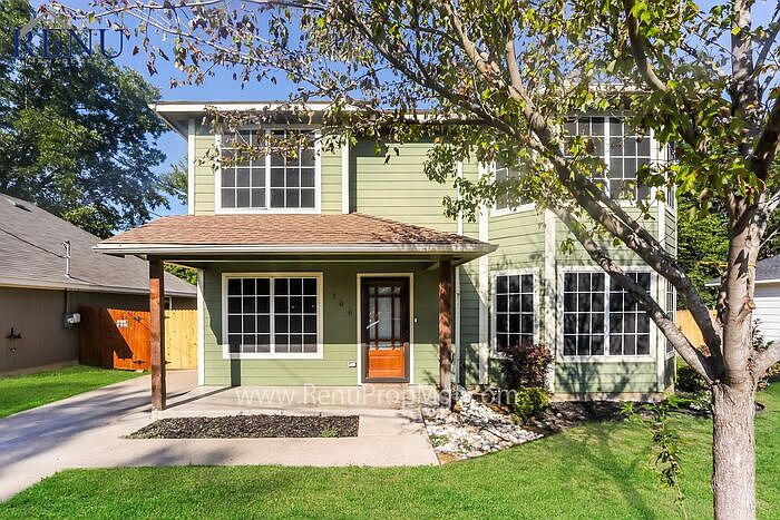 1st image of 106 Munchus St