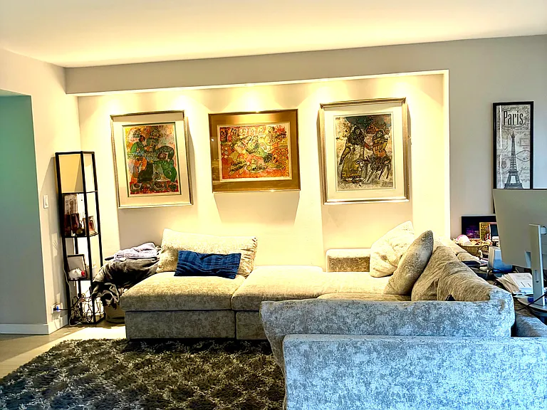 129 E Bellevue Pl #301 — Photo 18