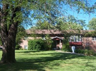 4004 N Lakeview Rd, Hutchinson, KS 67502