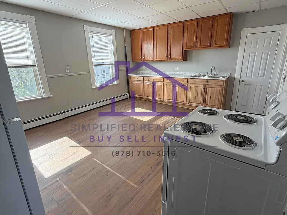 71 Broad St #12