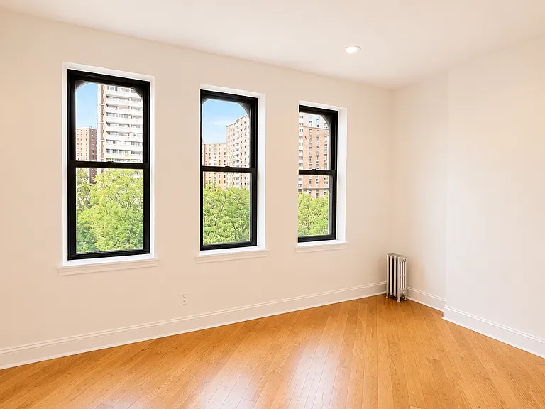 524 W 123rd St #5E — Photo 1