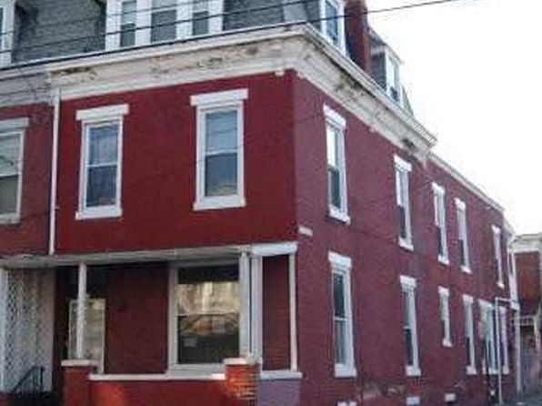 1311 Walnut St