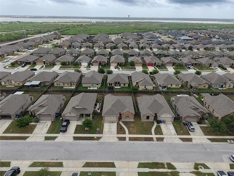 2126 Oso Bay Preserve Dr — Photo 20