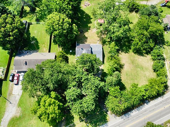 5th image of 2763 Dayton Springfield Rd
