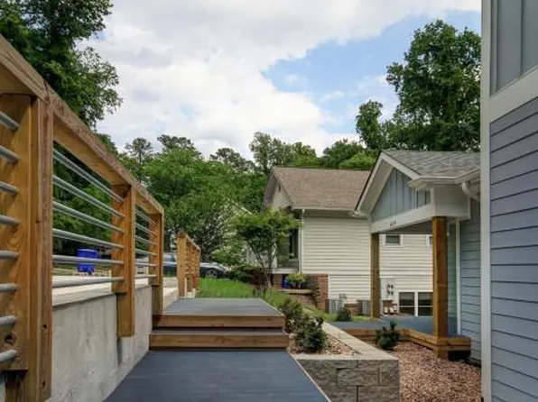 621 Coolidge St, Chapel Hill, NC 27516