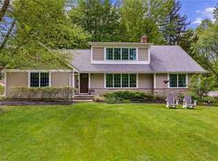 4310 Lander Rd, Chagrin Falls, OH 44022